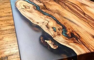 Créer une table rivière élégante et naturelle avec Sandtech et Materiaux-Composites.fr