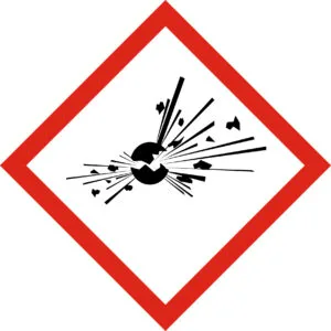 GHS01 – Explosif Le pictogramme représentant une bombe explosant signale un produit susceptible d'exploser sous l'effet d'un choc, d'un frottement, d'une chaleur importante ou d'une étincelle.