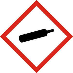 GHS04 – Gaz sous pression Le pictogramme Bouteille de gaz concerne les gaz comprimés, liquéfiés ou dissous sous pression. Une exposition à une forte chaleur peut provoquer l'éclatement du récipient.